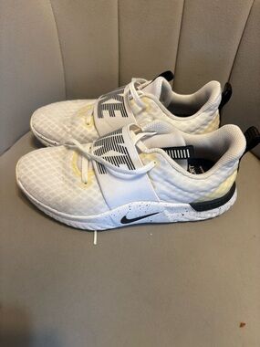Nike White and Black Kids Slip-On Training Sneakers